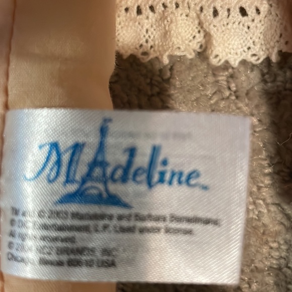 Christmas Madeline. - Picture 4 of 6